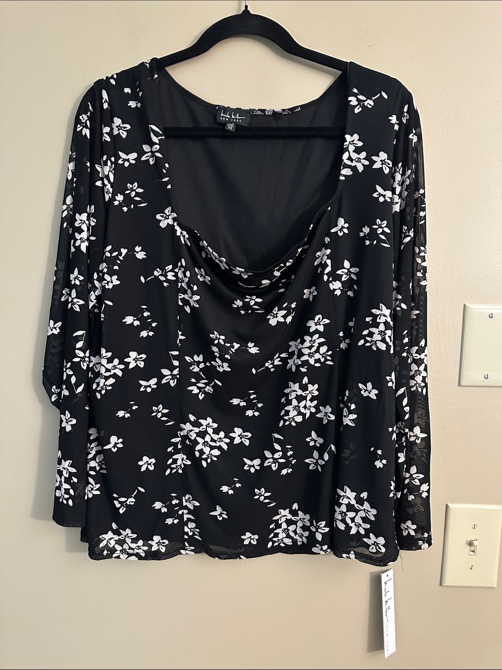 Nicole Miller Black and White Floral Cowl-Neck Long Sleeve Top